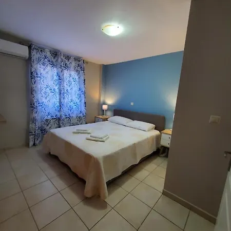 Nona Marina Αργοστόλι